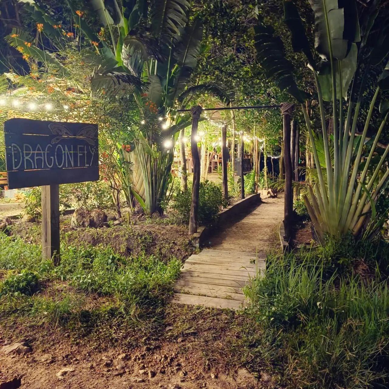 Dragonfly Guesthouse Koh Rong Sanloem Exterior photo