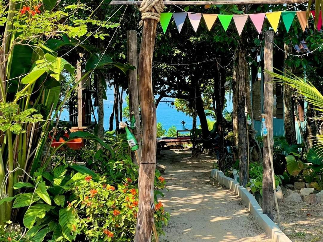 Dragonfly Guesthouse Koh Rong Sanloem Exterior photo
